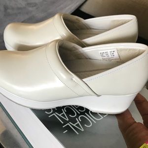 Nursing shoes size 7👩🏼‍⚕️